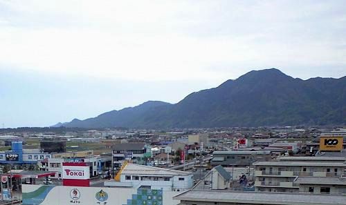 出雲市渡橋町から見る弥山